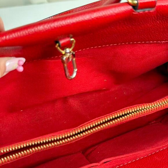 Louis Vuitton Monogram Canvas Shoulder Bag with Red Trim and Gold Lock Closure - Picture 9 of 9